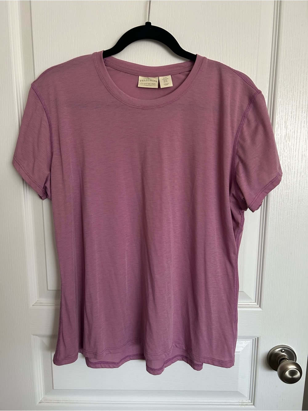Telluride Clothing Company Short Sleeve Crewneck Tee in Mauve